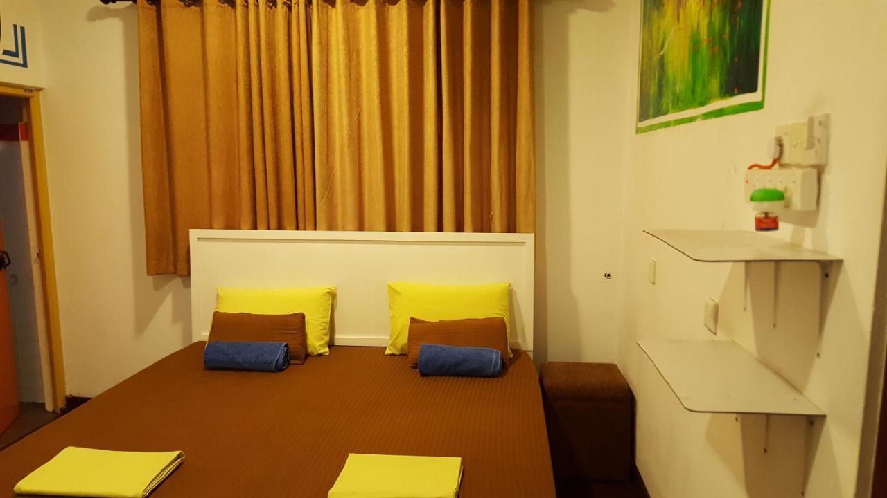 The Backpack Hub At Weligama Hostel Exterior photo