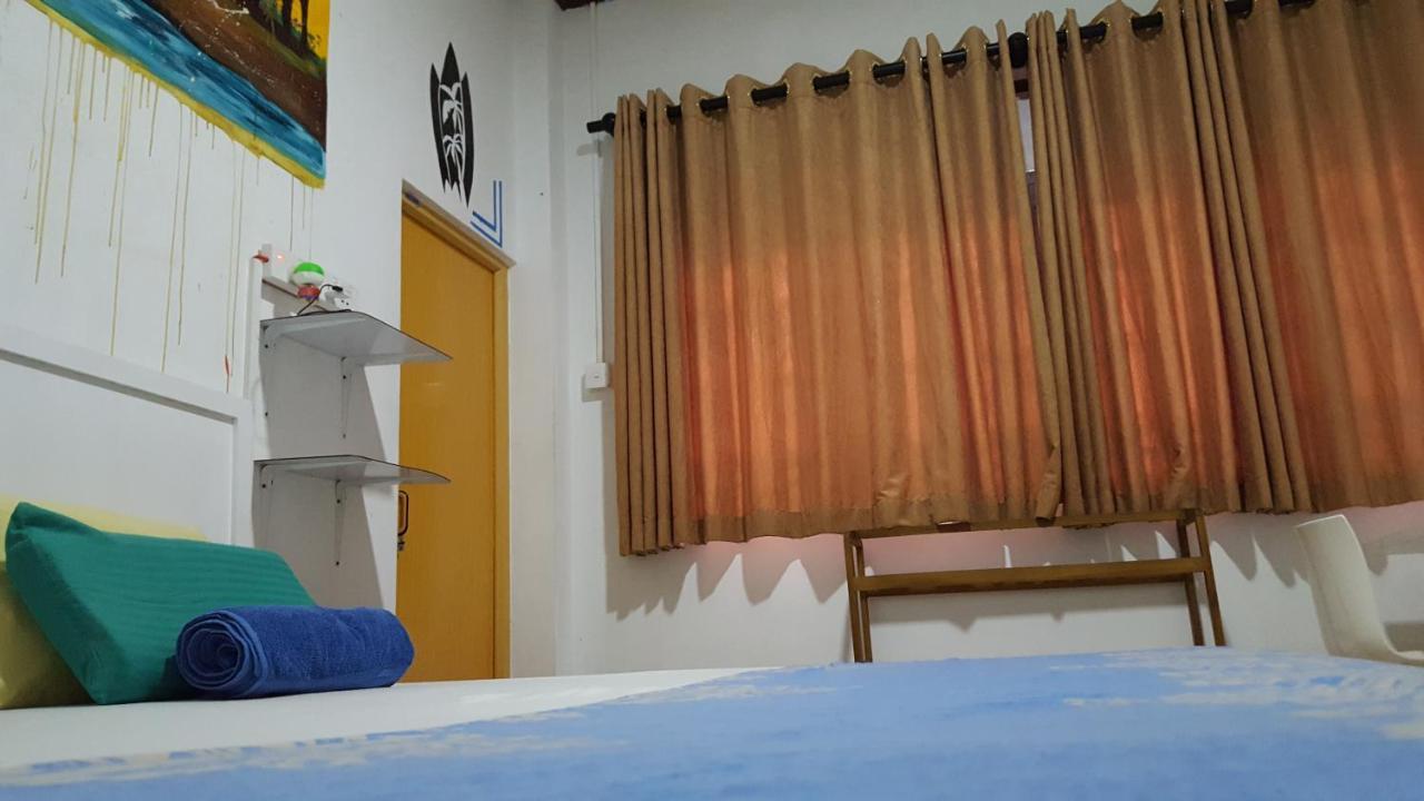 The Backpack Hub At Weligama Hostel Exterior photo