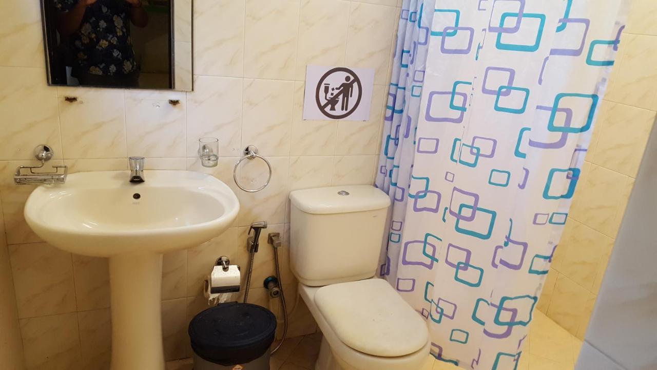 The Backpack Hub At Weligama Hostel Exterior photo