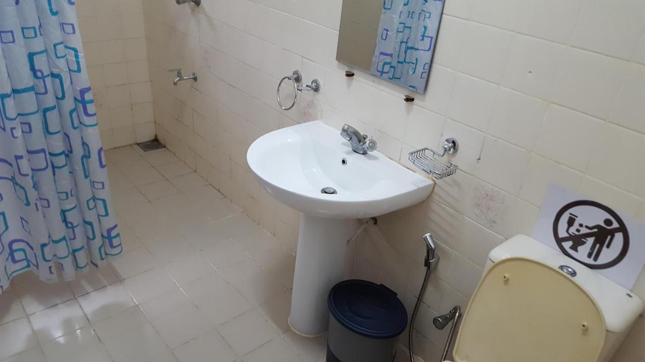 The Backpack Hub At Weligama Hostel Exterior photo